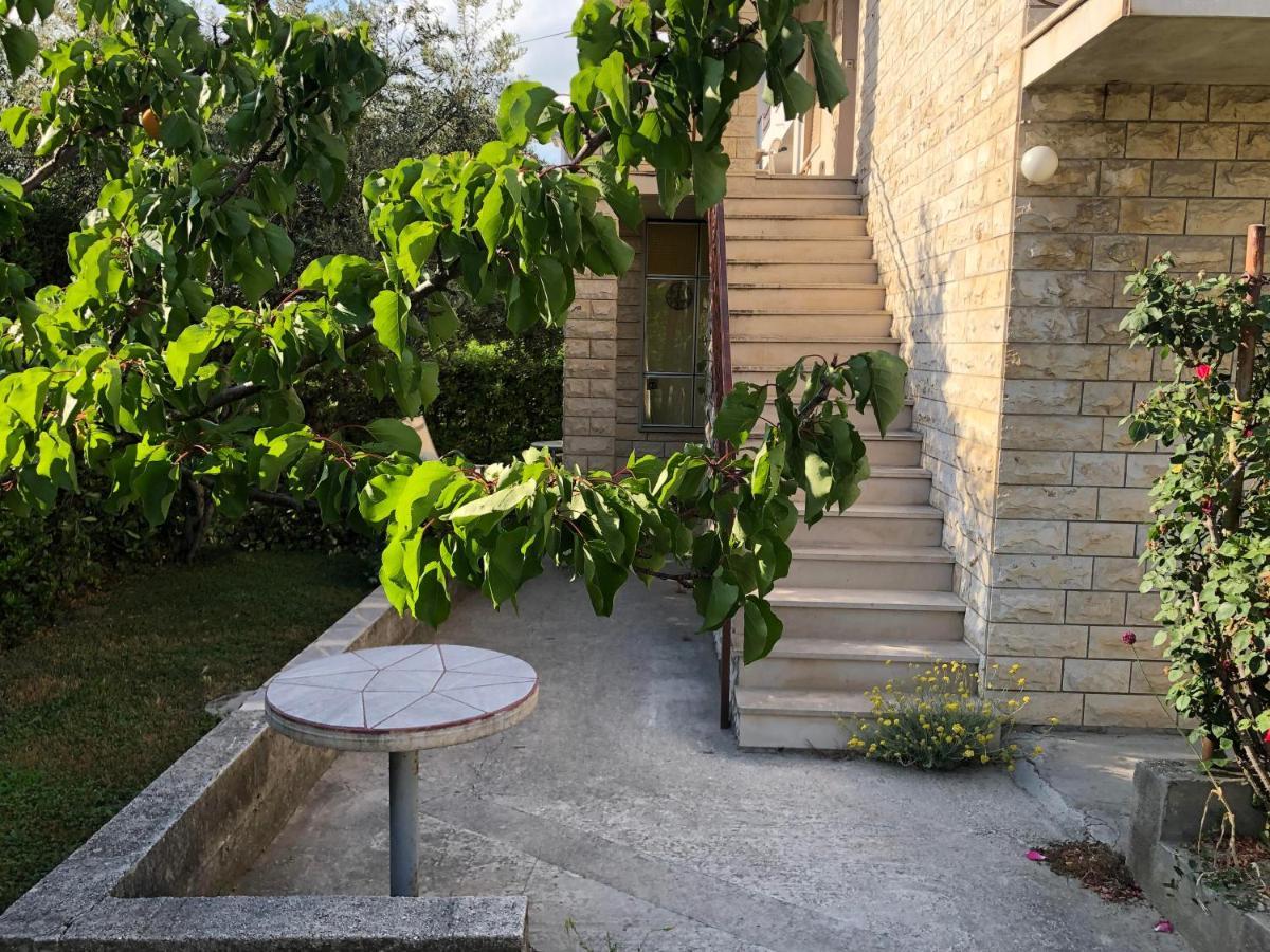 Garden Apartman Split Ngoại thất bức ảnh