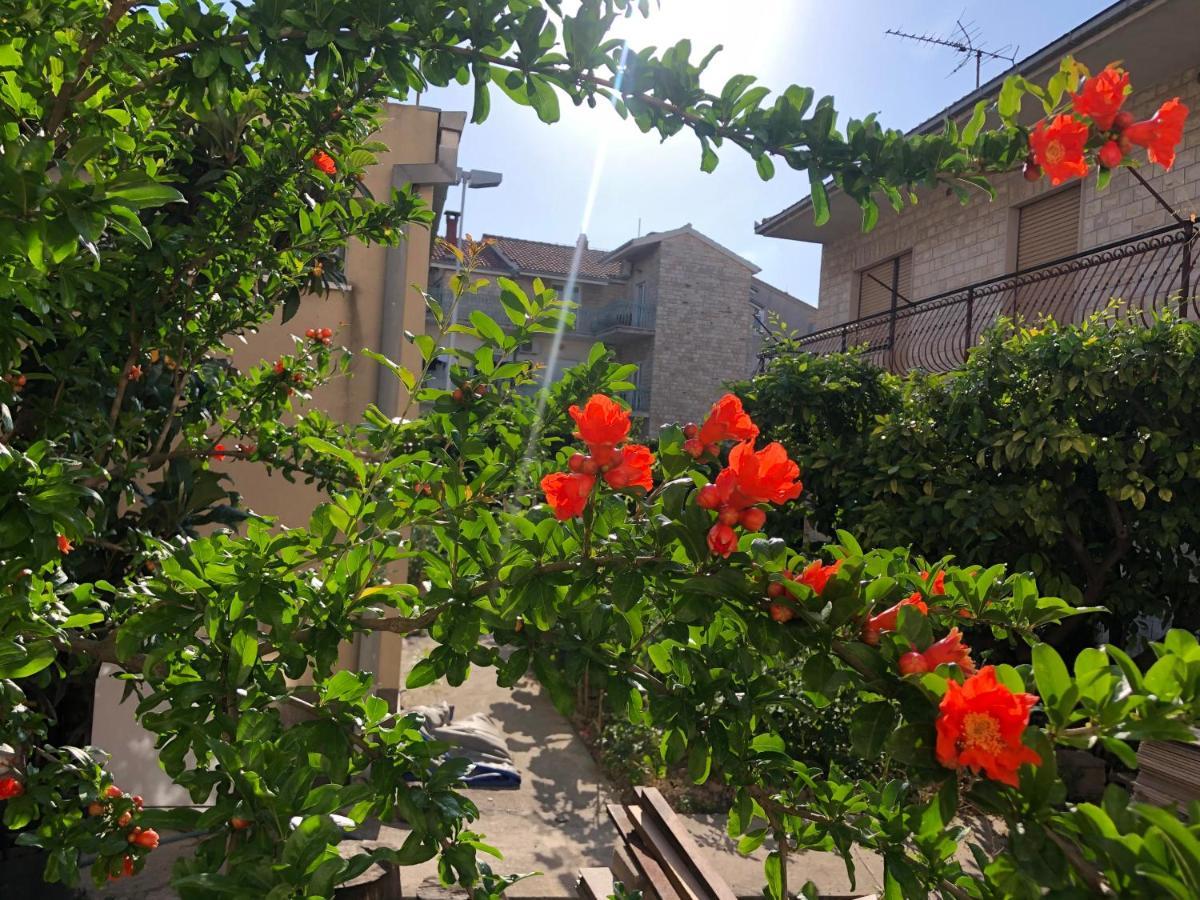 Garden Apartman Split Ngoại thất bức ảnh